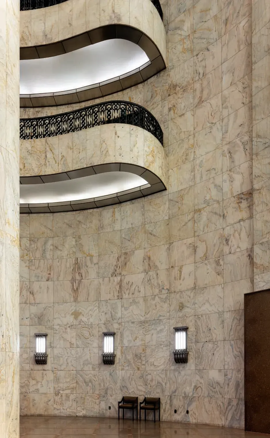 Edifício Altino Arantes, Farol Santander