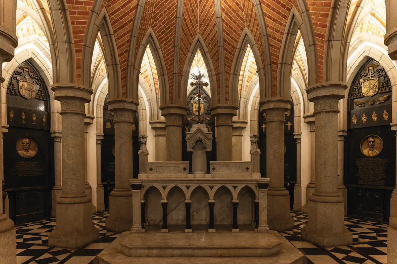 Catedral Metropolitana Nossa Senhora da Assunção e São Paulo